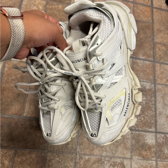 BALENCIAGA TENIS TRACK WHITE size usa 7 
Used - Picture 2 of 5